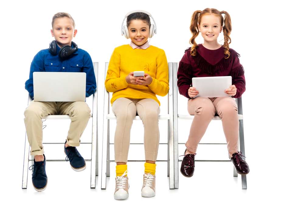 The Positive and Negative in Children’s Use of AI
